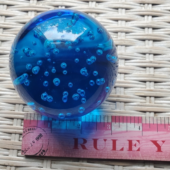 Vintage Blue Art Glass Bubble Design Paperweight Office Decor Organization - Picture 3 of 5